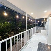 Bán Căn Hộ Tập Thể Đại La, Luxury Ban Công View Phố Cực Lãng Mạn 2 Mặt Thoáng