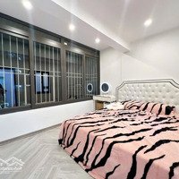 Bán Căn Hộ Tập Thể Đại La, Luxury Ban Công View Phố Cực Lãng Mạn 2 Mặt Thoáng