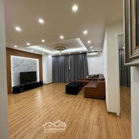 Tôi Cần Bán Nhanh Căn Hộ Góc Tòa Licogi 13. Diện Tích 105M 3 Ngủ 2 Vệ Sinh Full Nội Thất. Giá Bán 6 Tỷ