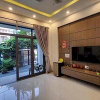 SIÊU PHẨM LÔ GÓC MẶT PHỐ SƠN TRÀ- VEN SÔNG HÀN- VILLA 3 TẦNG CÓ SÂN VƯỜN- DT 155M2