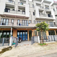 Cần Bán Gấp Shophouse 4 Tầng Chân Đế 7 Tòa Trung Cư Ngay Chợ Vải Ninh Hiệp Tại Vsip Từ Sơn