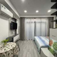 Studio Ban Công, Nội Thất Hiện Đại, Hẻm Lớn , Gần Nhà Thờ Ba Chuông, Công Trường Dân Chủ