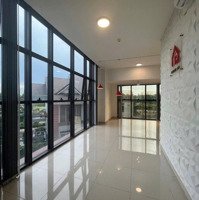 Cho Thuê Văn Phòng Đẹp Tại The Sun Avenue, 11,5 Triệu Vnd, 49M2