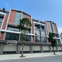 Cần Bán Shophouse 2 Mặt Tiền Pb2 100M2 Giá Bán 15 Tỷ Vinhomes Ocean Park 3