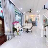 Bán Nhà Phố Lakeview City Q2Diện Tích7X20M 1 Triệuệt 3Lầu Nhà Hoàn Thiện Hướng Nam Giá Bán 18.5Tỷ Liên Hệ: 0907110827