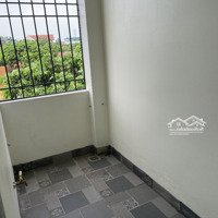 Ô Tô Nùi Cửa - Nhà 3Tx40M2 - Đường Đồng Nhân - 5 Phút Trạm Bơm Yên Nghĩa - Hà Đông