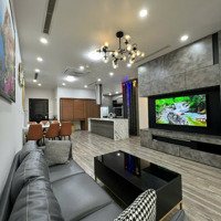 Bán Nhanh Căn Hộ Tại Royal City, Căn Góc, 131M2, Full Nội Thất, Giá: 13.5 Tỷ, Liên Hệ: 036.569.1228