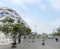 Đầu Tư Lợi Nhuận Cao: Góc 2 Mặt Tiền, 4000M, Giga Mall Thủ Đức Pháp Lý Sổ Hồng Rõ Ràng, 270 Tỷ