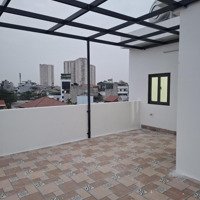 Bán Nhà Thạch Bàn Long Biên Hà Nộidiện Tích: 39M2 * 3,8M * 5 Tầng * 6,2 Tỷ Cách 30M Oto