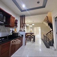 Kẹt Tiền Bán Gấp Nhà Hoà Hảo, Quận 10 49M2