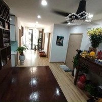 Bác Căn Chung Cư Diện Tích 70M2, Sân Vườn Như Biệt Thự Riêng, Siêu Đẹp, 3 Phòng Ngủtại N08, Giá Chỉ: 4 Tỷ