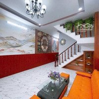 Ra Nhanh Căn Nhà Vườn Chuối, Quận 3 Giá Rẻ Nhất Chỉ 3Tỷ950/54M2. 1 Trệt2 Lầu 3 Phòng Ngủ3Vs, Tặng Nội Thất