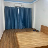 Cho thuê nhà riêng 4 tầng 35m2 Cổ Linh, Thạch Bàn Long Biên. Giá: 8 triệu/tháng. LH: 0946 204 597