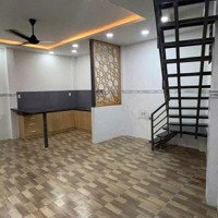 Nguyễn Trọng Tuyển - Gần Sân Bay 1 Trệt 1 Lầudiện Tích(5.5X7.5M) Liên Hệ: 0906389979