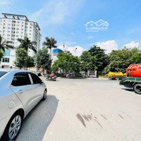 Bán Nhà Trần Kim Xuyến , Kinh Doanh Oto Tránh Gần Phố , Oto Ngủ Trong Nhà