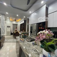 Bán Nhà Đẹp Trung Hoà. Ô Tô 4 Chỗ Đỗ Cửa 60M2 14 Tỷ