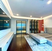 Cho Thuê Căn Hộ Vincom Đồng Khởi,Diện Tích190M2, View Hồ Bơi, Nội Thất Sang Trọng Ngay Q.1