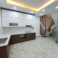 Bán Nhà Phố Hoàng Như Tiếp, 43M2 - 6 Tầng, Thang Máy, Cạnh Tâm Anh, Giá Bán 8.9 Tỷ