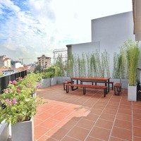 Chính Chủ Cho Thuê Căn Hộ Penthouse View Hồ Mênh Mông, 2 Phòng Ngủ 1 Phòng Tắm, Sân Thượng View Hồ