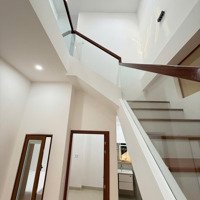 Bán Gấp Nhà Tại Hoàng Diệu - Hải Châu - Giá Bán 4,8 Tỷ , 99M2 X 2 Tầng, 3 Pn, Pháp Lý Đầy Đủ