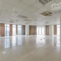 Cho Thuê Nhà Mặt Phố Tại Đường Hoàng Ngân, Giá Bán 650 Triệu Vnd, Diện Tích 420M2, Uy Tín - Chất Lượng