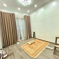 Bùi Xương Trạch - Ngõ Nông - Oto Đỗ Cửa - Nhà Mới Tính -30M2 - 7,2 Tỷ