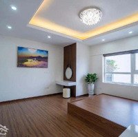 Bán Chung Cư Cao Cấp Nguyễn Chí Thanh Nhà Đẹp , Diện Tích Rộng , Full Đồ - 11 Tỷ