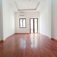 SIÊU HIẾM Hà Đông, bán nhà 5 tầng Phố Lụa, 35m2, ngõ ô tô, phân lô, giá 5,9 tỷ