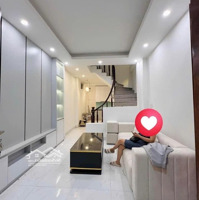 Bán Nhà Chính Chủ 35M2 Tại Phố Trương Định, Nhà Lô Góc 2 Thoáng, Nhà Siêu Đẹp, Tặng Full Nội Thất