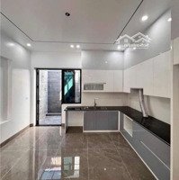 Nhà 3 Tầng 102M2 Vĩnh Khê - An Đồng, Gần Hoàng Huy, Ô Tô Đỗ Cửa. Liên Hệ: 0934605994