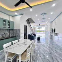 Cho Thuê Shophouse 3 Tầng Gần Góc Đường Đại Lộ Dân Chủ Đối Diệntrung Tâm Thương Mại5,2 Hec Ta