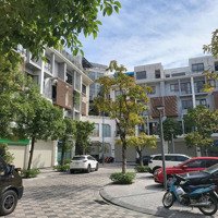 Chính Chủ Cho Thuê Sàn Văn Phòng 209M2 The Manor Central Park, Nguyễn Xiển