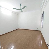 Chính Chủ Cho Thuê Nhà Nguyên Căn Kim Giang Ô Tô Đỗ Cửa 50M2 3T - 8 Triệu