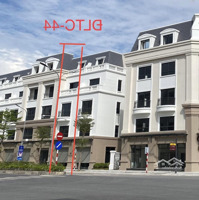 Căn Shophouse Áp Góc.diện Tích105M, Đối Diện Công Viên Vin Móng Cái. Giá Chỉ Hơn 5 Tỷ. Đầu Tư Chắc Thắng