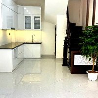 Bán Nhà Diện Tích 30M2, 8 Tỷ, Yên Hòa, Cầu Giấy