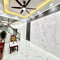 Bán Cực Phẩm 3 Tầng 50M2 Tuyến 2 Hồ Sen, Hải Phòng, Ô Tô Đỗ 24/24, Giá Ctt