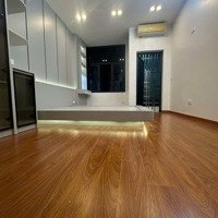 Hàng Hiếm Xuân Đỉnh! Chủ Cần Bán Gấp Nhà 30M2, 5 Tầng Giá Bán 5 Tỷ. Gần Phố, Full Nội Thất