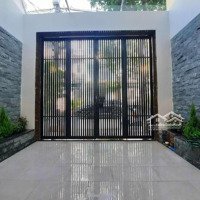 Quận 7, Chính Chủ Bán Gấp Nhà Đẹp , Khu Nam Long , 80M2, Nhỉnh 10 Tỷ.