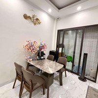 Bán Nhà Đẹp 40M2*4T Vương Thừa Vũ, Phân Lô Quân Đội, Lô Góc 3 Thoáng, Gần Ô Tô, Gần Phố