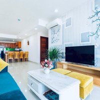 Cho Thuê Gấp Căn Hộ 3 Phòng Ngủ Căn Góc Lầu Cao Full Nội Thất View Trực Diện Biên Tại Gold Sea