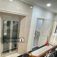 Văn Phòng Vạn Phúc City 30M2, Kệ Tủ, Thang Máy, Máy Lạnh, Ban Công Đường Lớn Giá Tốt 7,5 Triệu/Tháng.