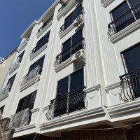 Đông Ngạc Nhà Mới Ở Ngay, 5 Tầng 3 Ngủ Full Nội Thất , Ngõ Nông, Rộng, Bán Kính 700 M Đủ Tiện Ích.