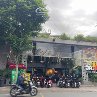 Bán Nhà Mặt Tiền Lê Văn Sỹ , Phường 14 , Quận Phú Nhuận . Gía 225 Tỷ. Liên Hệ: 0904702379