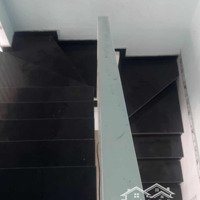 Bán Nhàhẽm Xe Hơigần Chợ Nhỏ Tân Hiệp, Xã Tân Hiệp, H Hóc Môn.4,5X22. Cn: 93M2. 2,7 Tỷ