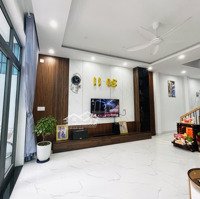 Một Căn Nhà 3 Tầng Trong Mơ. 3 Tầng Full Nội Thất Chỉ Xách Vali Vào Ở