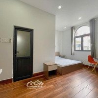 Cho Thuê Ch Studio 35M2 Full Nội Thất + Hầm Xe, Thang Máy Ngay Hẻm Oto D2, Khu Vực Đông Dân Cư