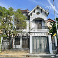 Cho Thuê Căn Villa 7X20M 1 Trệt 3 Lầu Đường 52 Phường An Phú