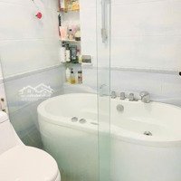 Nhà Đẹp Lqđ P7 Bình Thạnh - 6Tỷ3 47M2 3T 3 Phòng Ngủ- Tặng Hết Nội Thất - Hoàn Công - Khu Ngã Tư Bình Hòa.