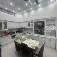 Bán Gấp Nhà Riêng 4 Phòng Ngủ 5 Vệ Sinh 40M2, 9 Tỷ Tại Nguyễn Thanh Bình, Hà Đông, View Đẹp