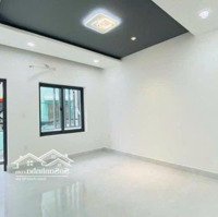 Bán Gấp Nhà Riêng Cao Thắng,Q3, Giá Bán 2Tỷ09/44M2,Gần Trường Học,Bệnh Viện. Liên Hệ: 0922811690 Quỳnh Anh